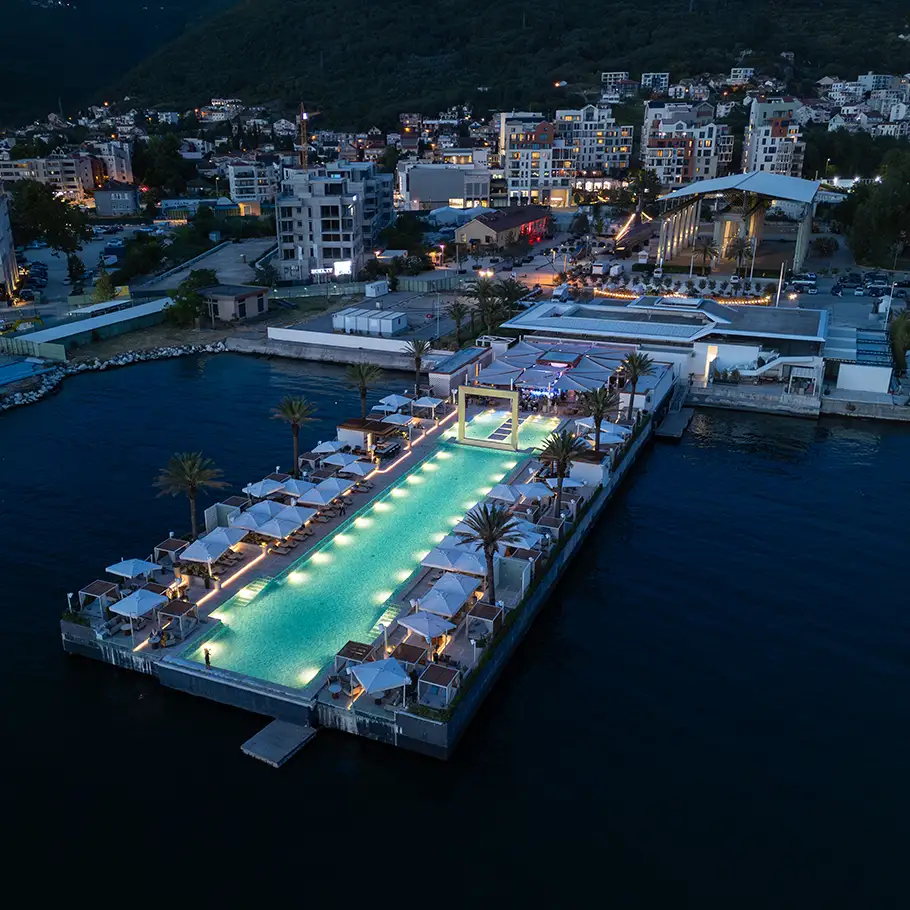 instagram aura beach Montenegro
